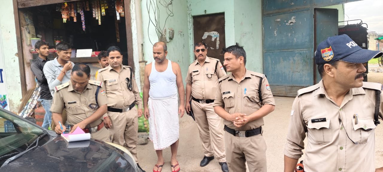 सत्यापन न करने पर पुलिस की कार्यवाही